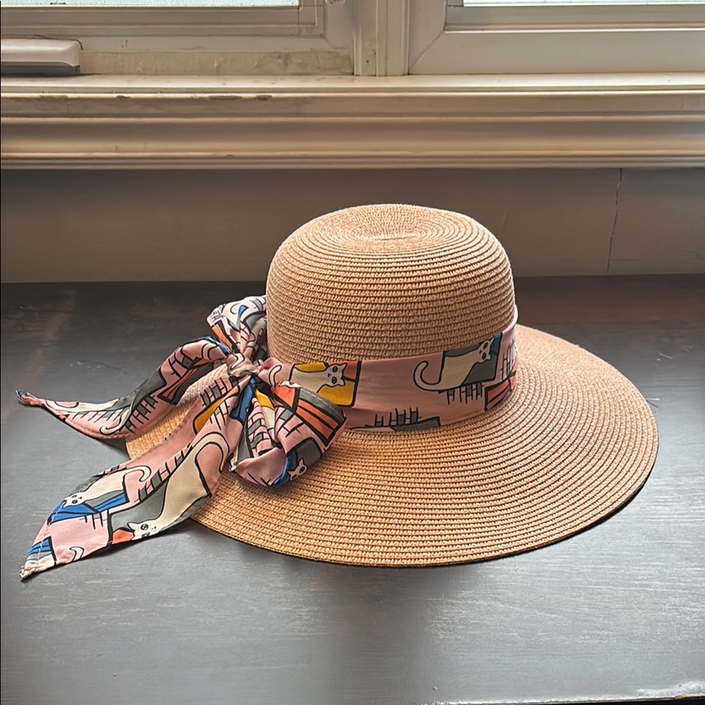 Stylish Straw Hat with Colorful Ribbon - Picture 7 of 8
